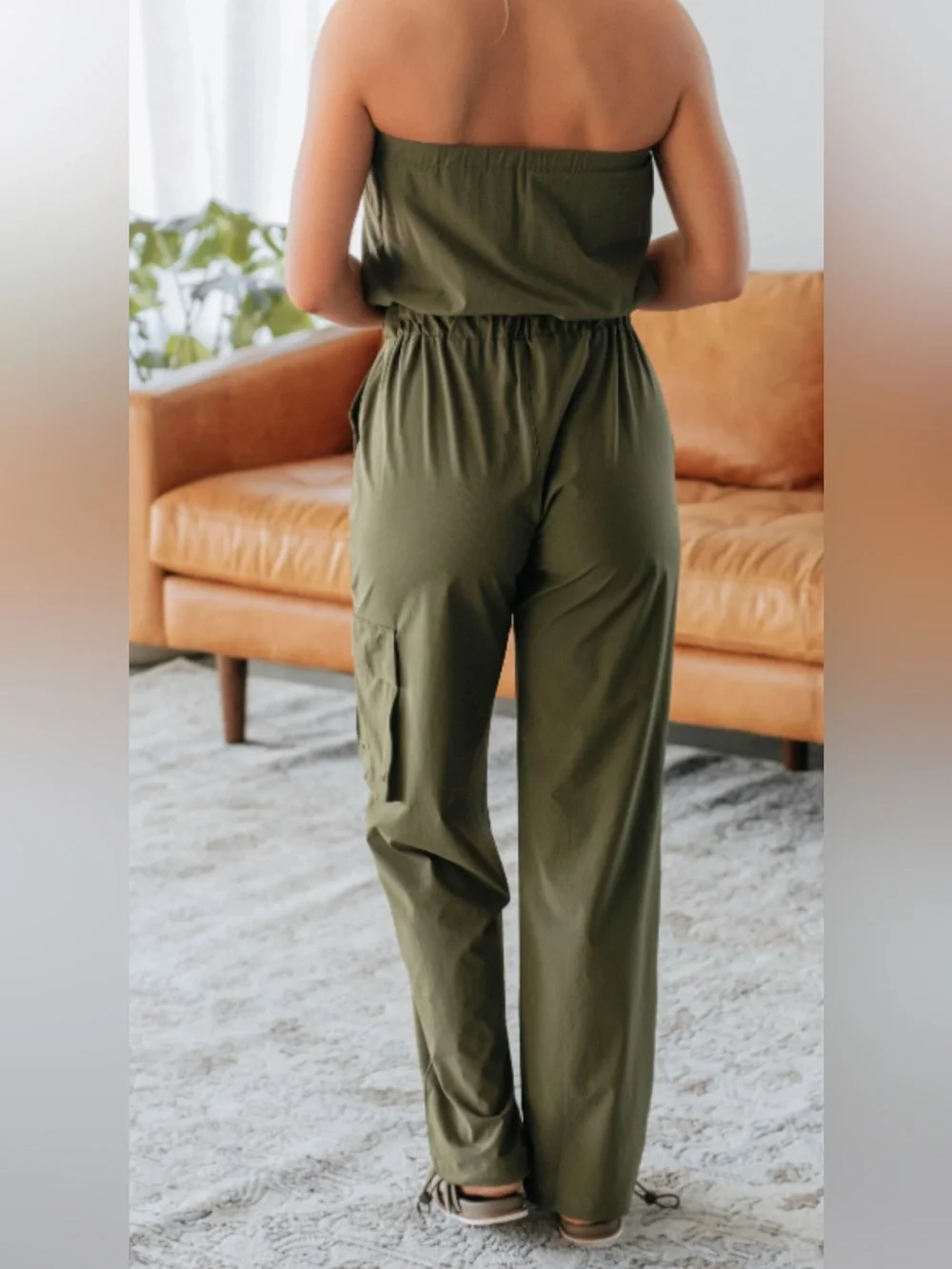 Urban Girl Strapless Olive Wide-Leg Cargo Jumpsuit Size M - Picture 2 of 11